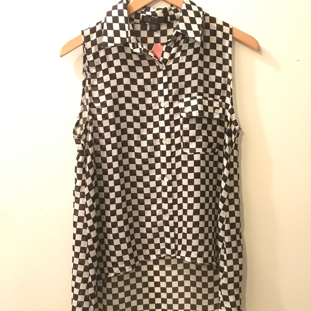 Checkered top